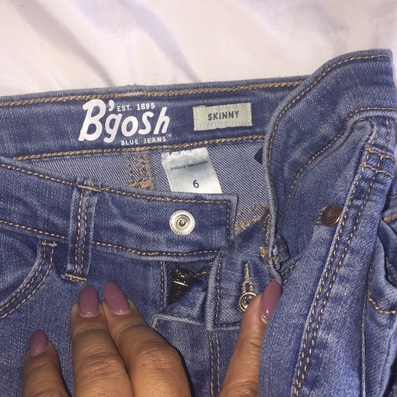 🍀NWOT bundle of Osh Kosh Blue Jeans - Picture 5 of 6